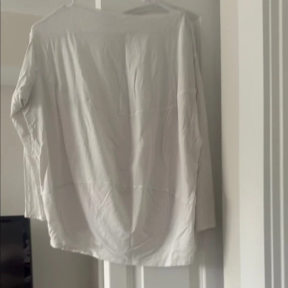 Lululemon Athletica White Relaxed Long Sleeve Tee - Picture 3 of 3